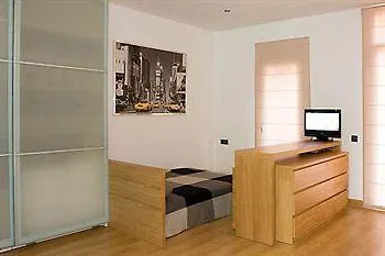 ברצלונה Feelathome Bonavista Apartment ספרד