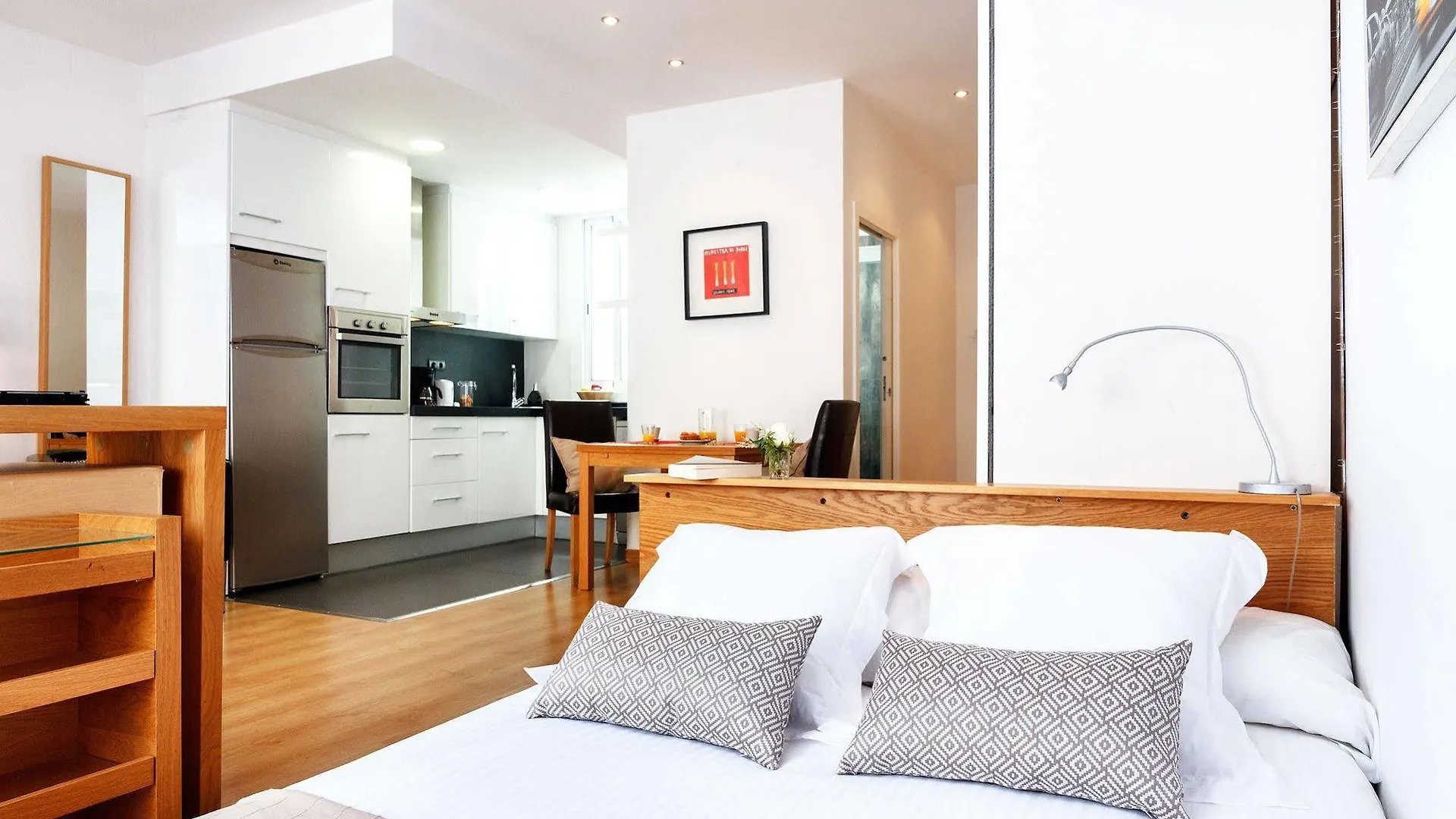 ברצלונה Feelathome Bonavista Apartment 0*,  ספרד